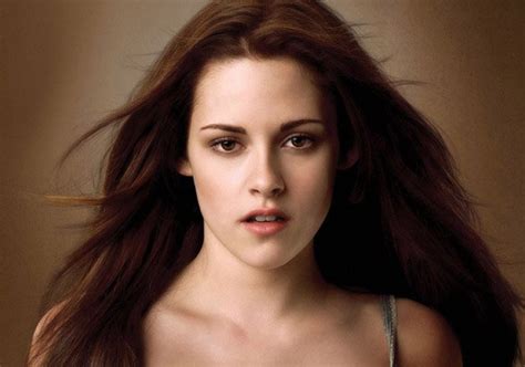 Kristen Stewart. Kristen Stewart is an American lesbian actress, best known for the Twilight films in which she performed the role of Isabella Marie Swan. Thanks to this role in 2013, Forbes magazine named her third the highest paid actress in Hollywood after Angelina Jolie and Jennifer Lawrence. Kristen Stewart Nude